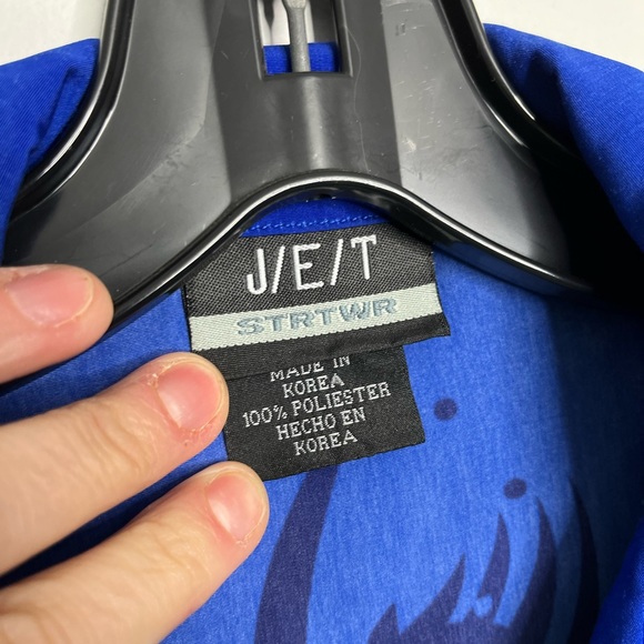 J/E/T brand DRAGON Button Up / Colorful / size medium - Picture 3 of 7